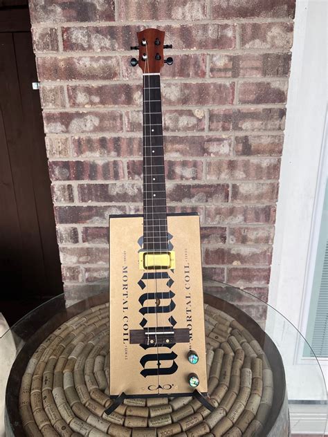 cigar box electric baritone ukelele|MGB Cigar Box Baritone Ukulele .